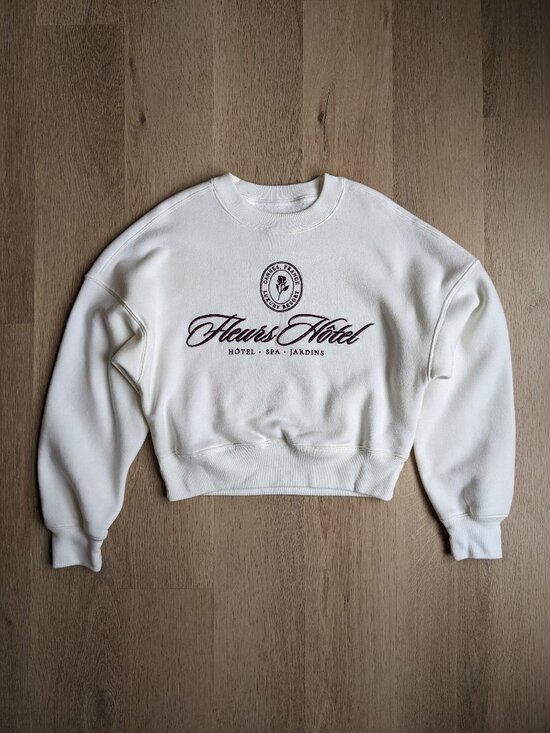 Abercrombie & Fitch Sweaters - A&F White Cropped Sweatshirt with "Fleurs Hotel" Red Embroidered Vintage Crest